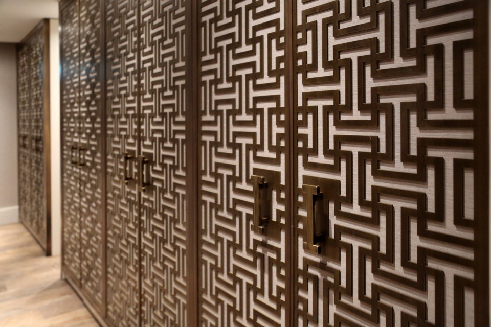 Brass — Brown Florentine
