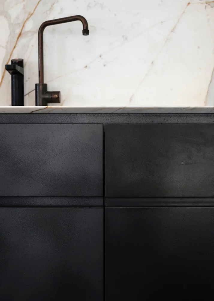 Kitchen Cabinets in Slate Pseudo Smooth | Photo by Felix Forest