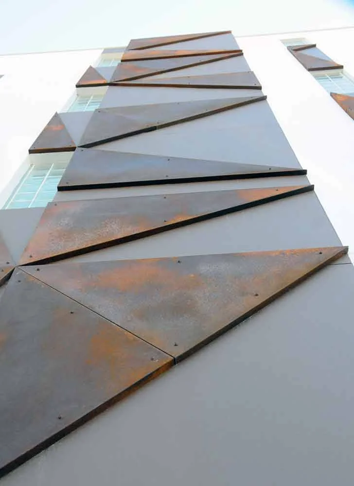 Brown Rust Triangles