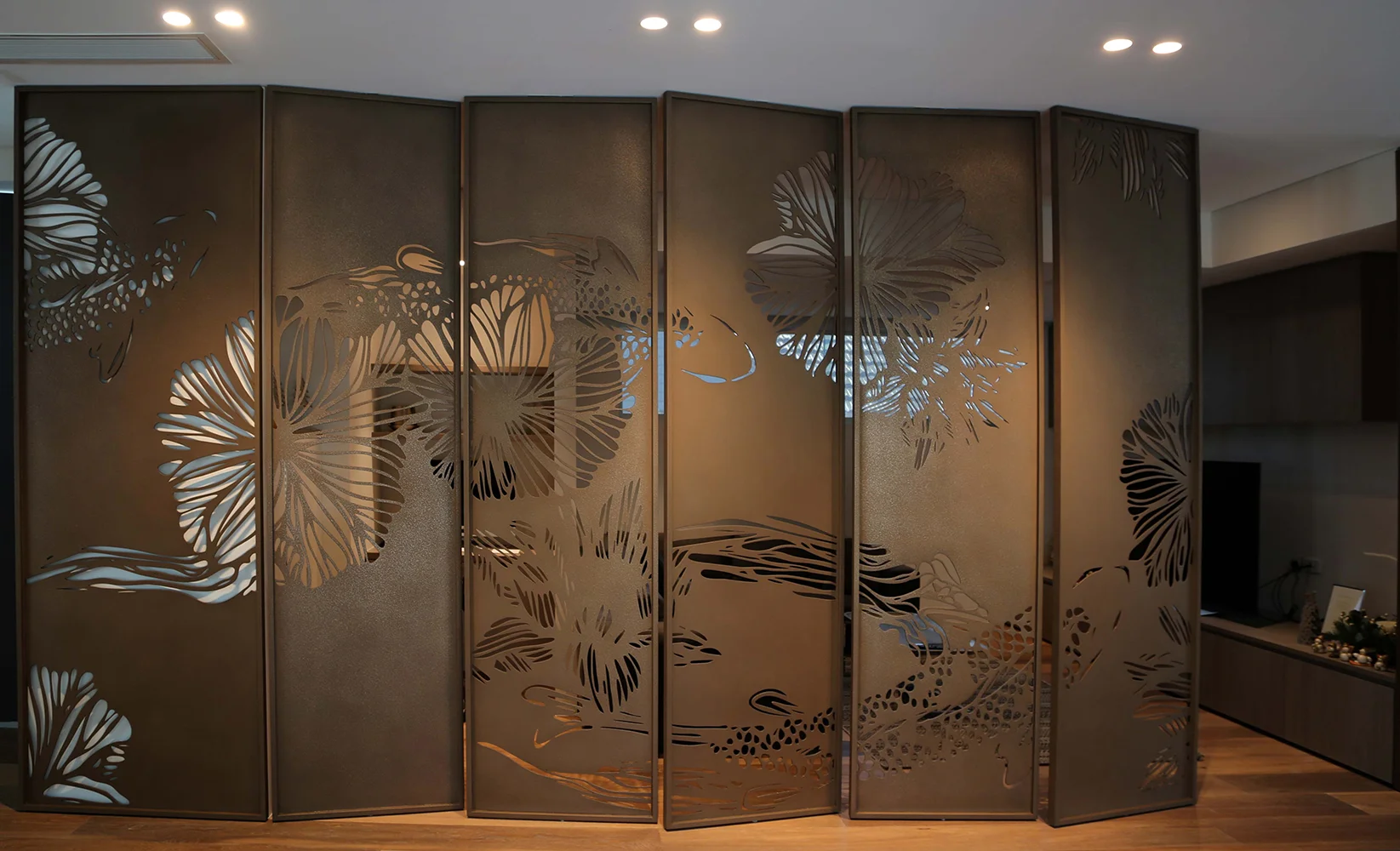 Koi Screens | Bronze Light Texture