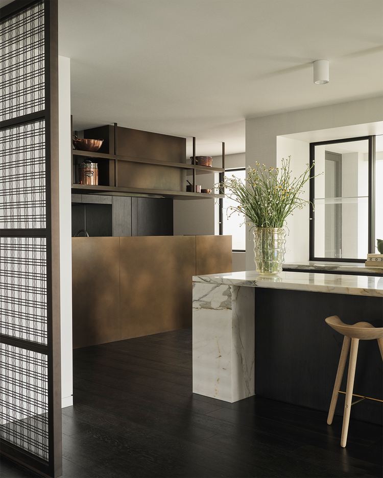 Bronze Smooth Brown Florentine