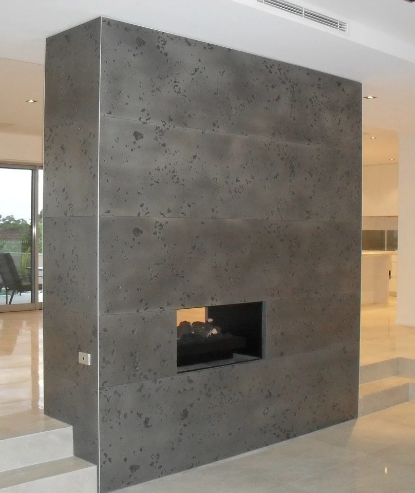 Aluminium Carved Lunar