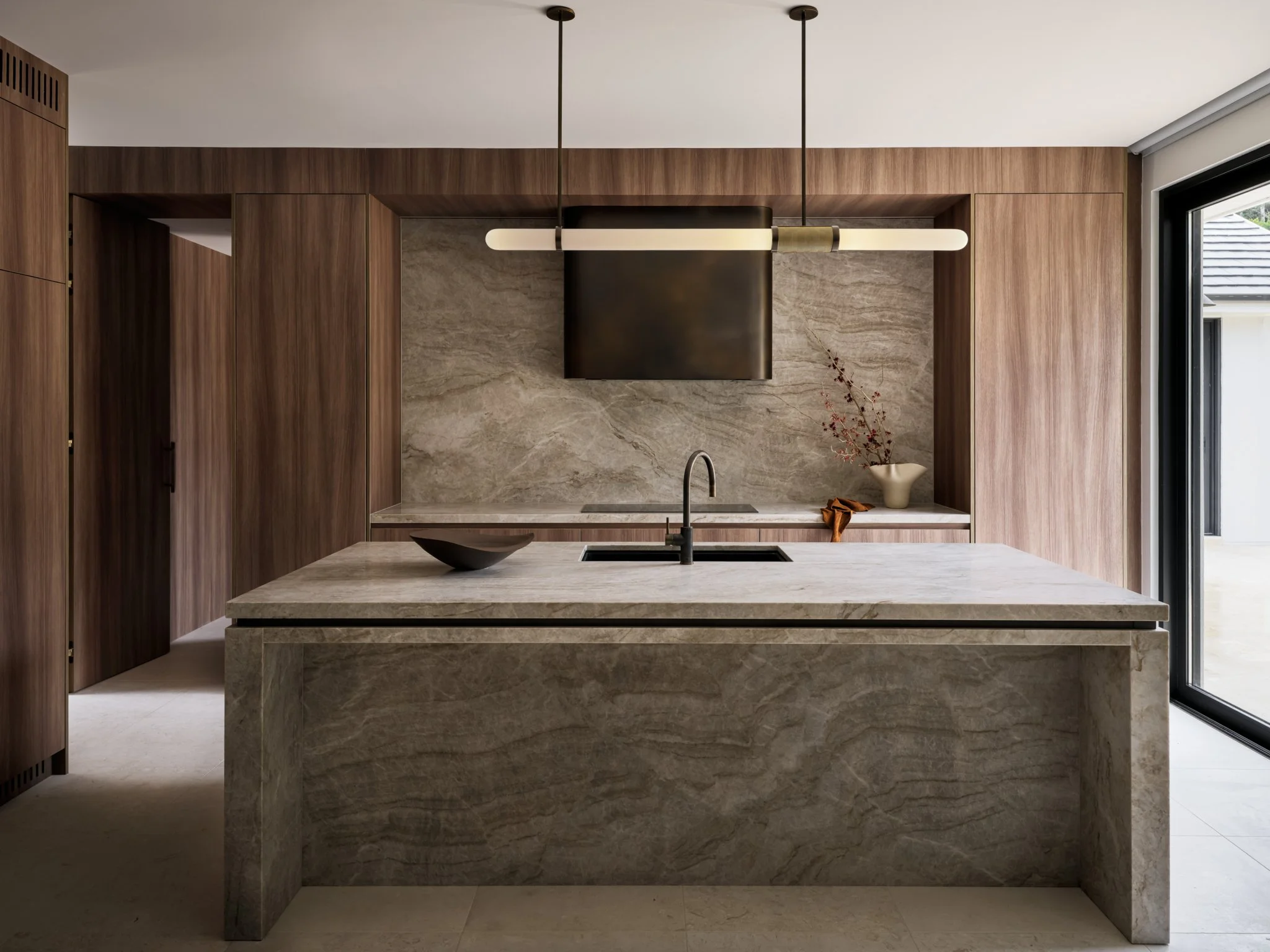 Treasury Bronze Pseudo Smooth Black Florentine Rangehood Fountaindale Residence by RZK Group
