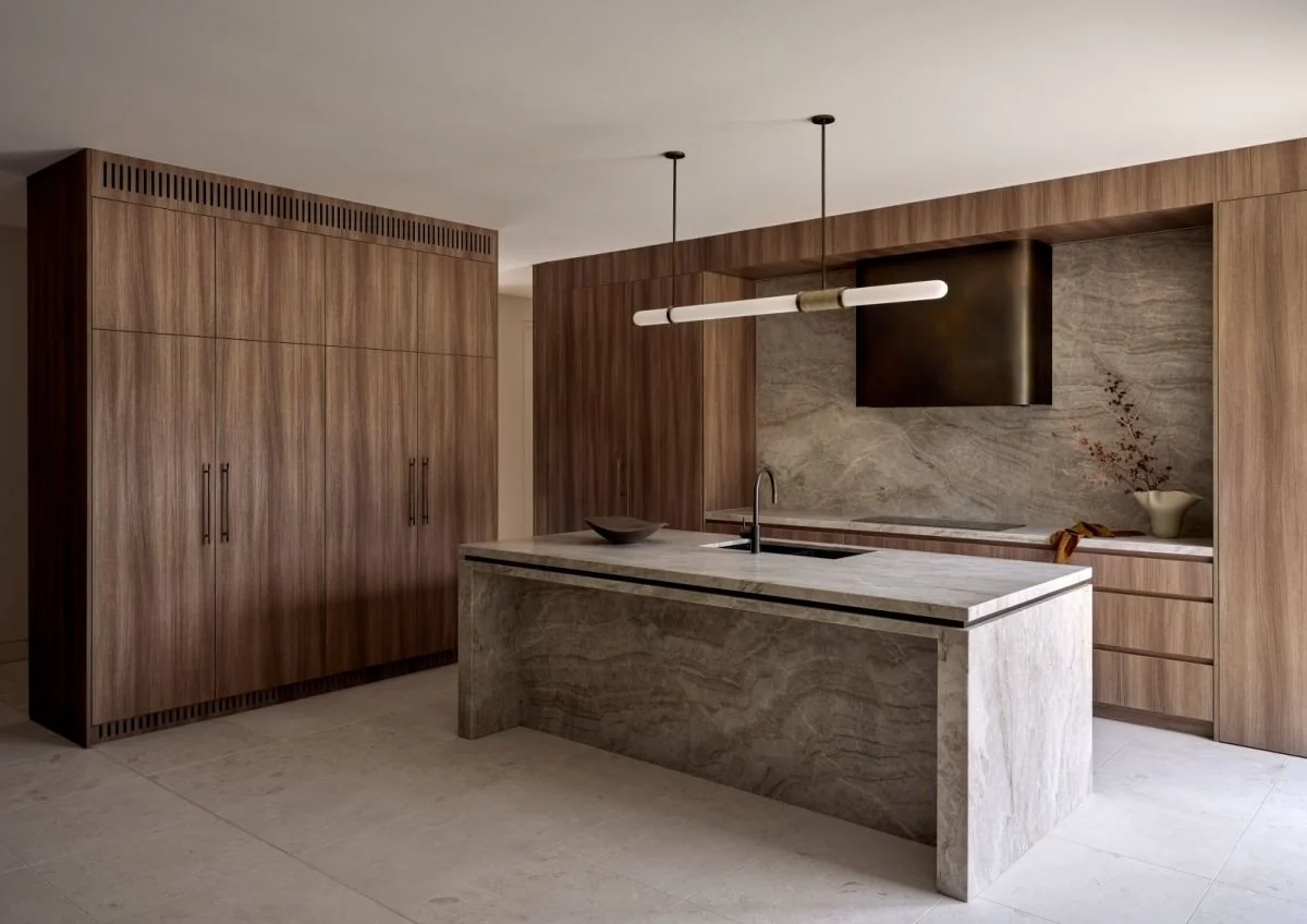 Treasury Bronze Pseudo Smooth Black Florentine Rangehood Fountaindale Residence by RZK Group