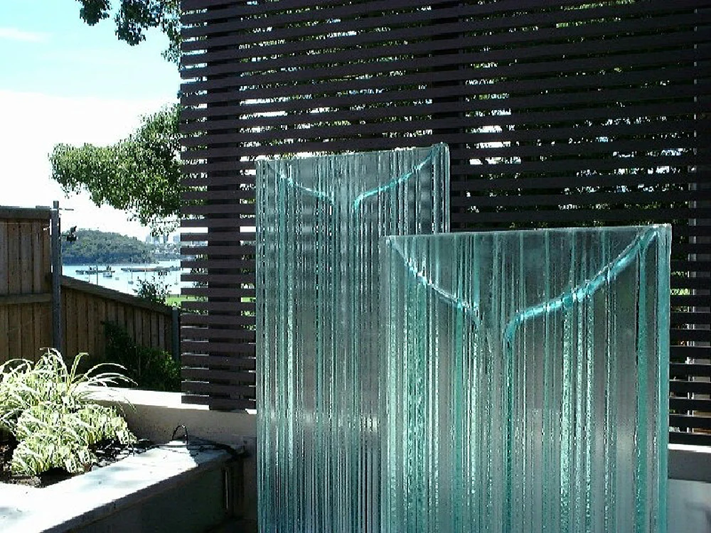 AquaZone Formed Glass Water Feature