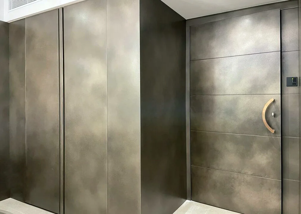 Doors · Nickel Fine Lunar Black Florentine — Nickel Fine Lunar Black Florentine