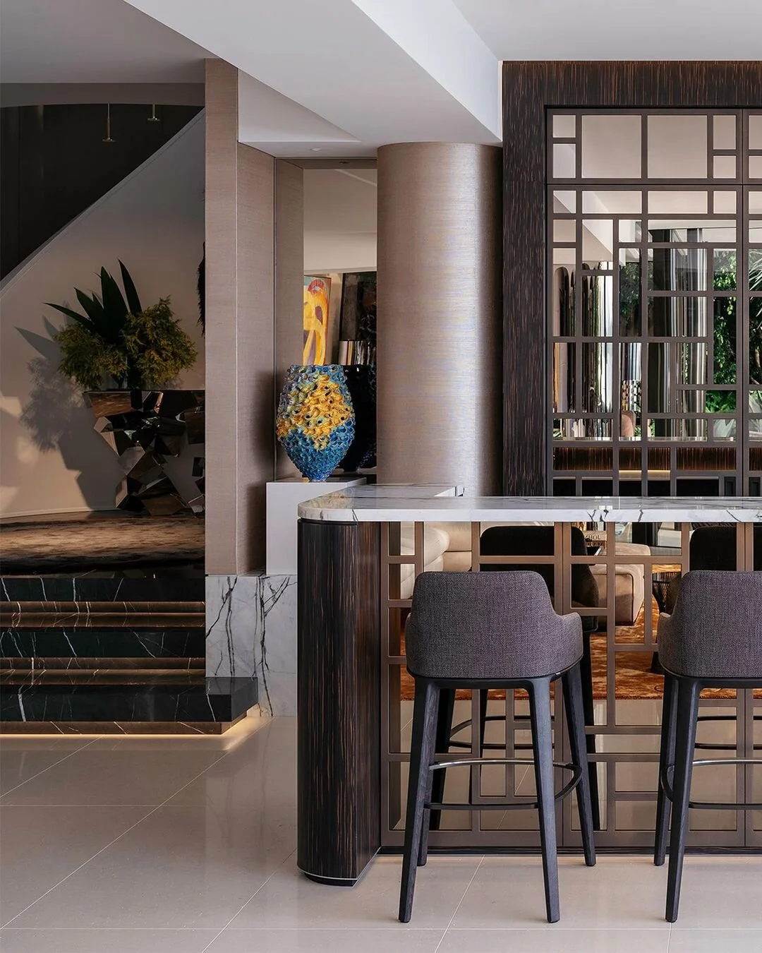 Cortex Design | Bronze Smooth/Cast Black Florentine