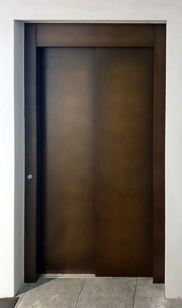 Brass Smooth Brown Florentine