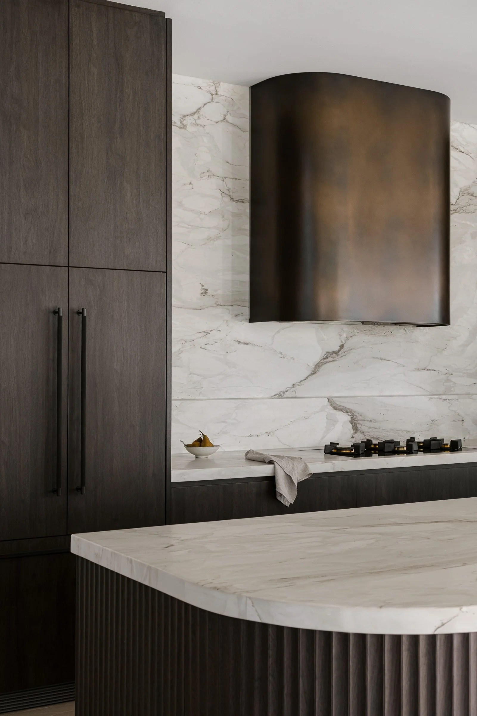 Treasury Bronze Smooth Black Florentine
